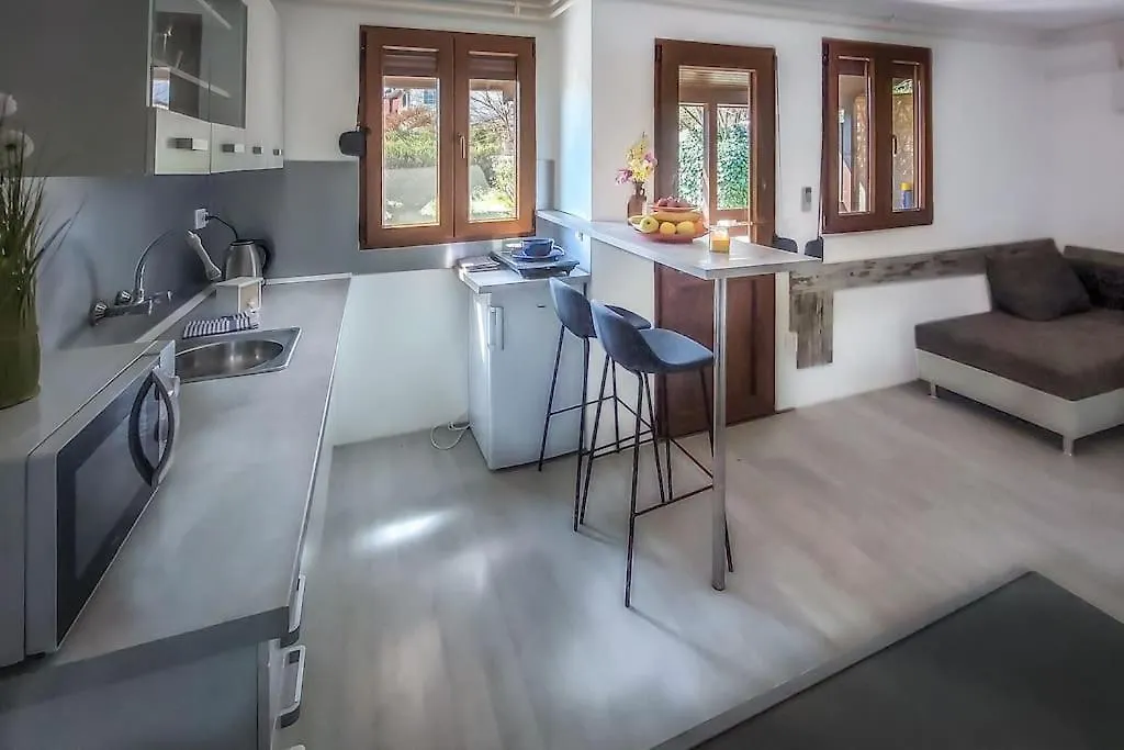 Holiday park Poolside Compact Family Cottage Lea Rovinjsko Selo Croatia